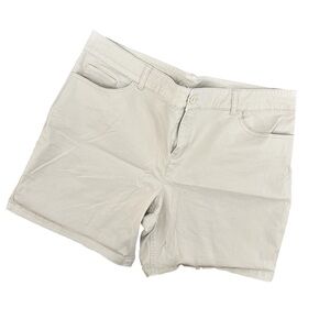 New York & Company Cream Women's Shorts